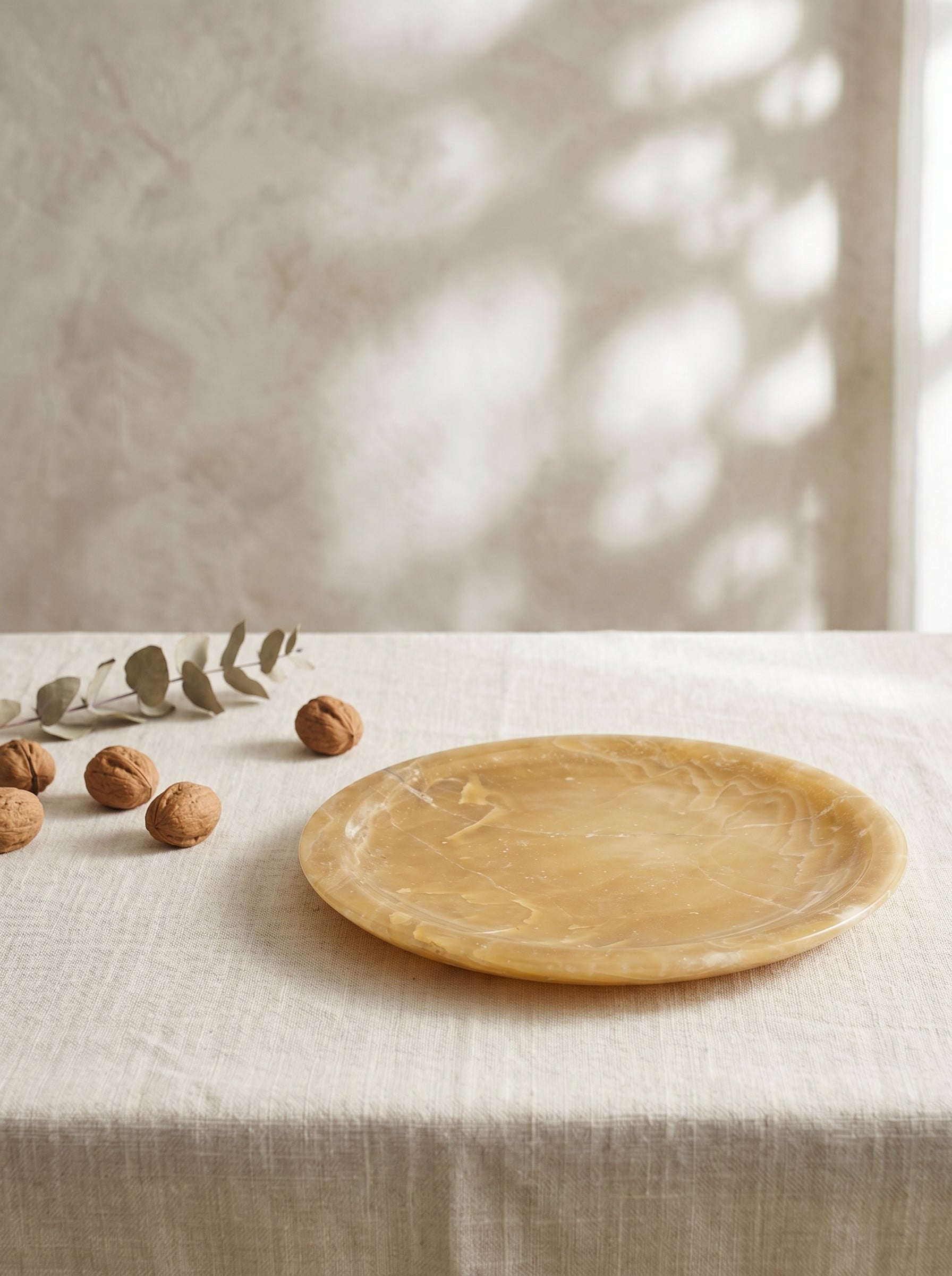 9.8x9.8x0.8' Natural Onyx Decorative Tray