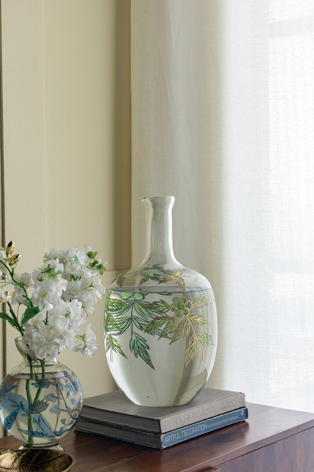 D9.1x16.5' Rounded Clear Glass Vase with Narrow Neck and Green and Gold Botanical Design