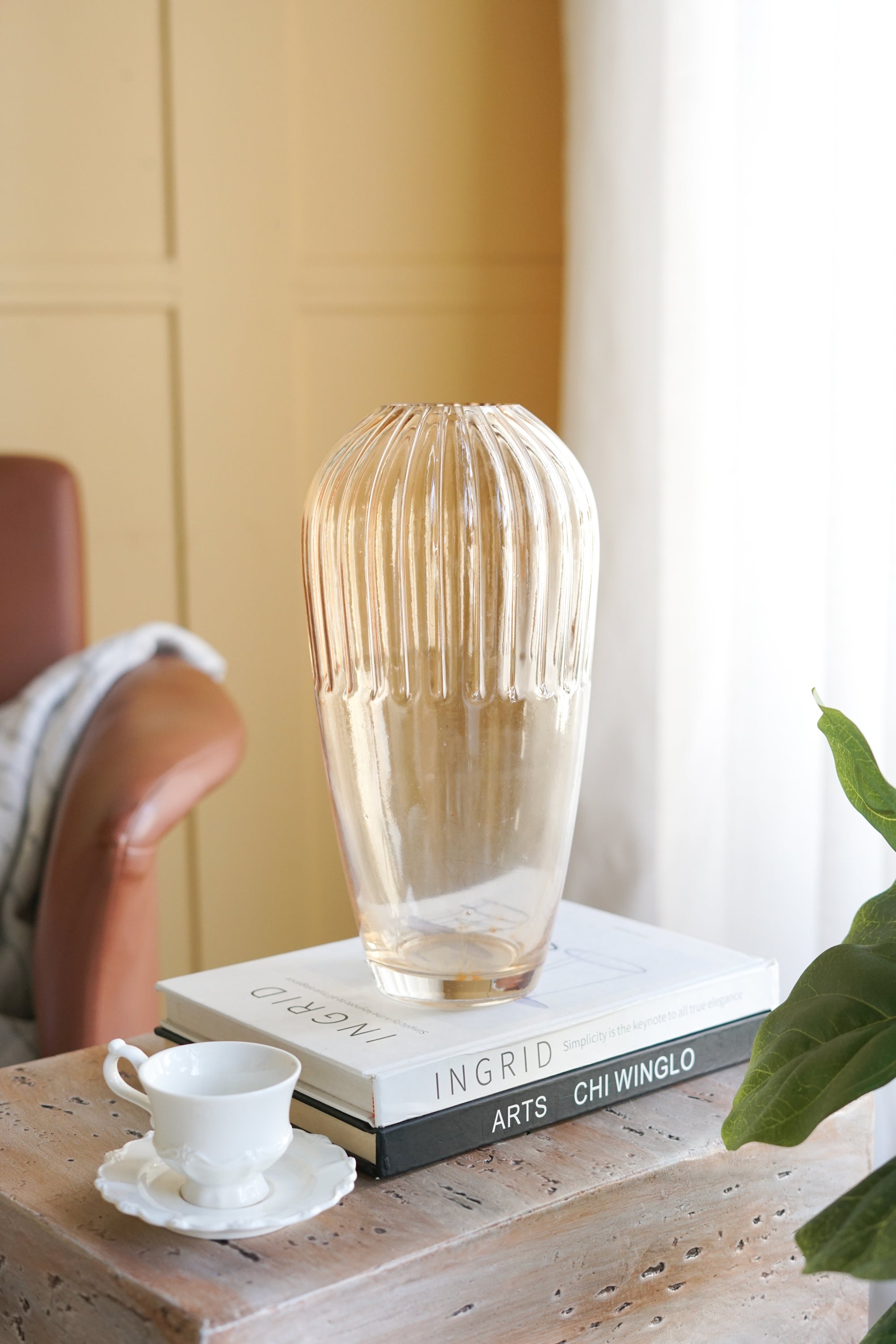 D5.9x11.8'H Tapered Glass Accent Vase with Ribbed Amber Finish